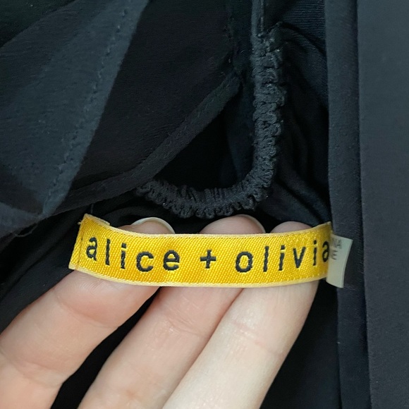 Alice and Olivia draped black Mini dress size medium - Picture 3 of 4